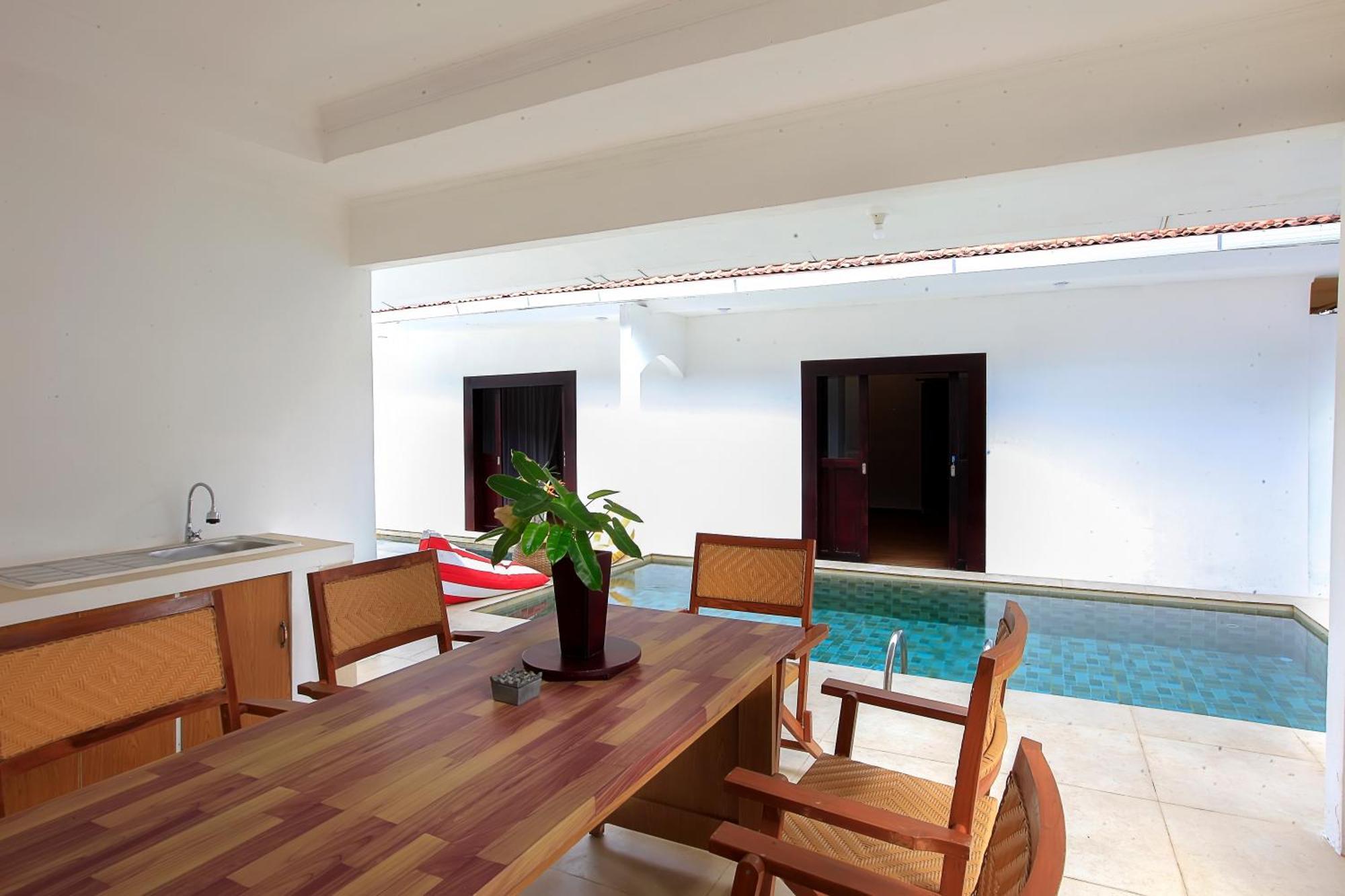 Lavender Villa & Spa Кута Екстериор снимка